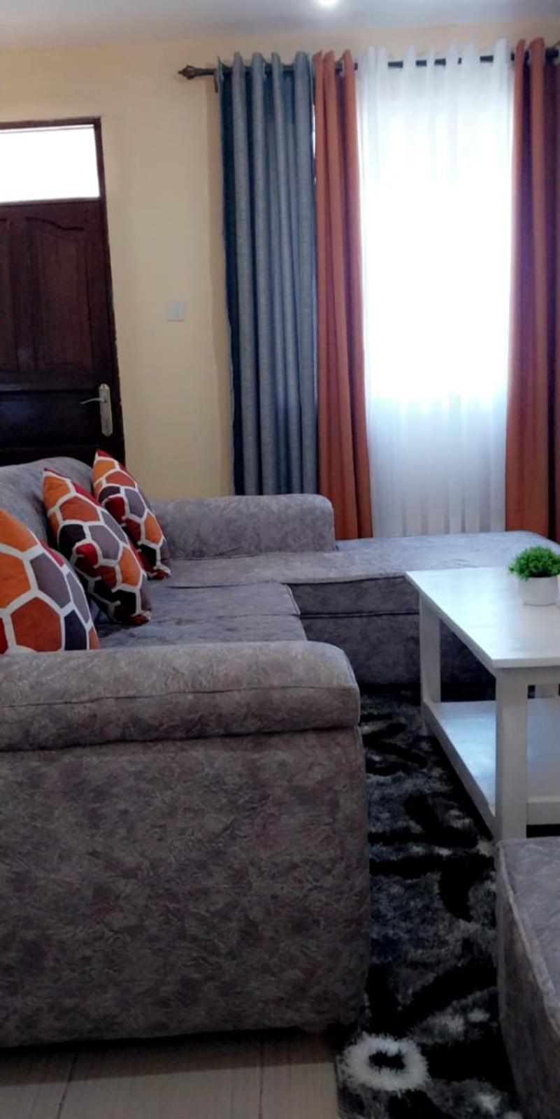 Lux Suites Bamburi Furnished Apartments Exterior foto