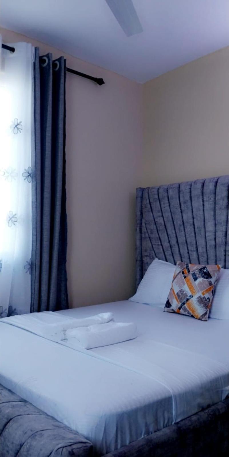 Lux Suites Bamburi Furnished Apartments Exterior foto